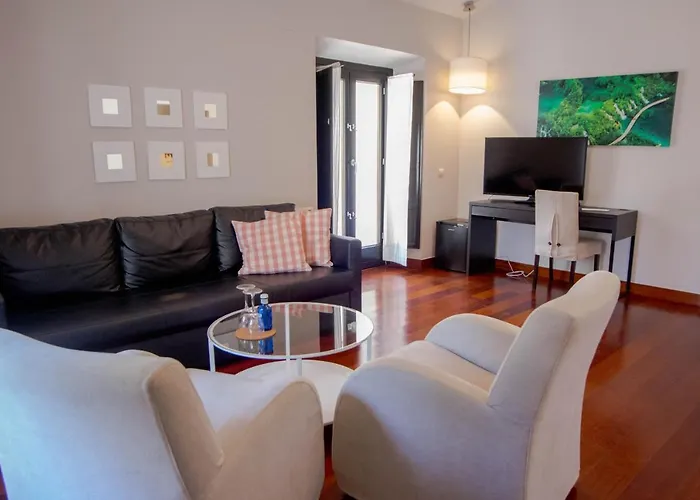 Hotel Bodega El Juncal 4*